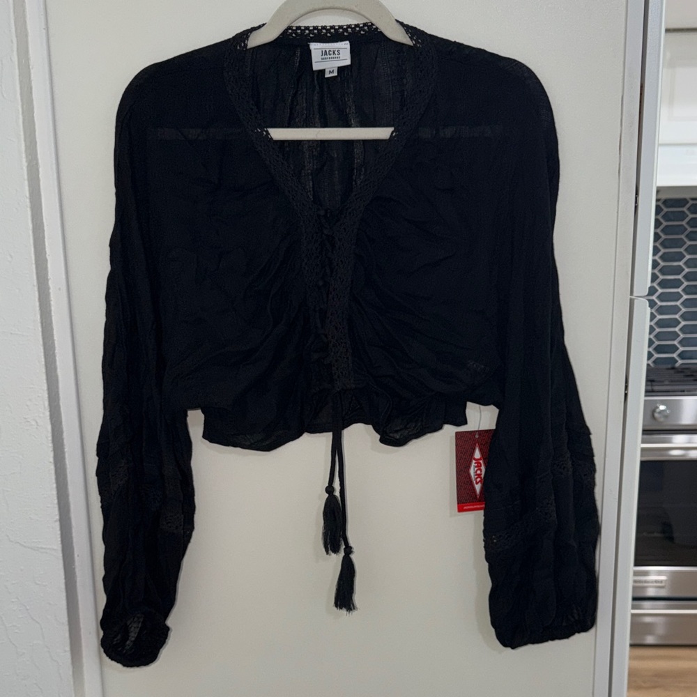NWT Jacks Surfboards Swan Crochet Top with Tie up Front | M